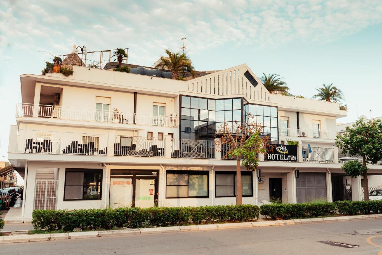 Accord Le Rose Hotel Palagiano Exterior photo