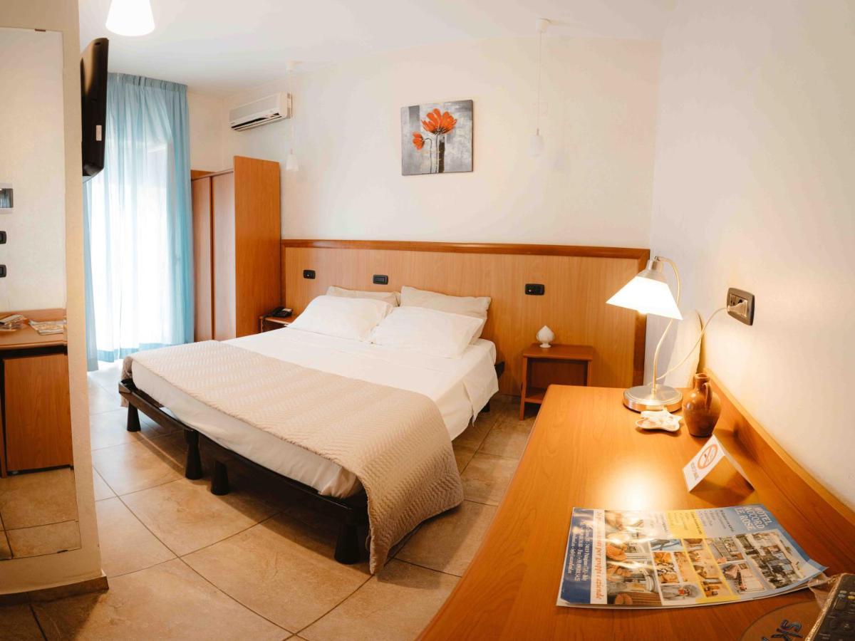 Accord Le Rose Hotel Palagiano Exterior photo